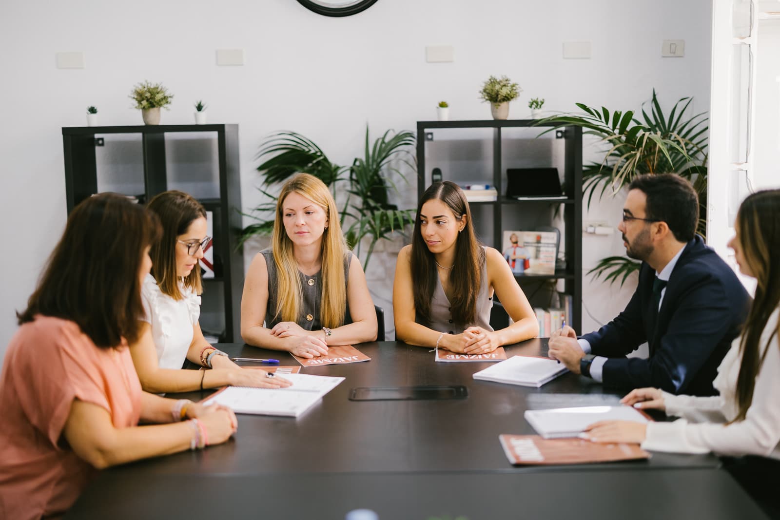Equipo de abogados tributarios JAIZME en Canarias
